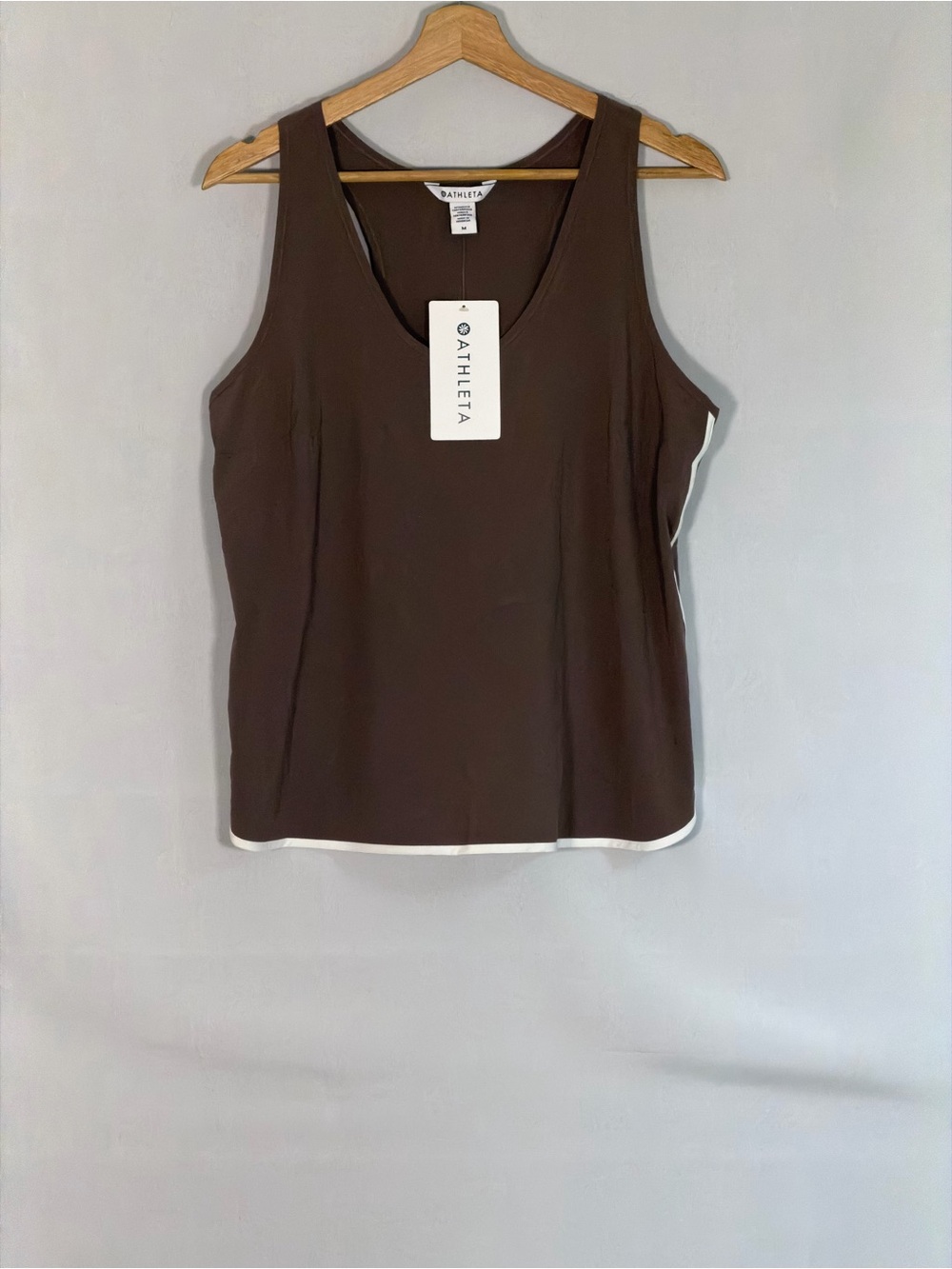 NWT Athleta Journey Tank M Brown Ivory Featherweight Stretch Travel Top